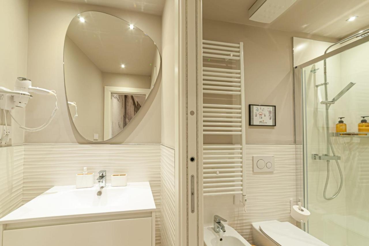 Eleonore Elegant Rooms Cagliari Exteriör bild