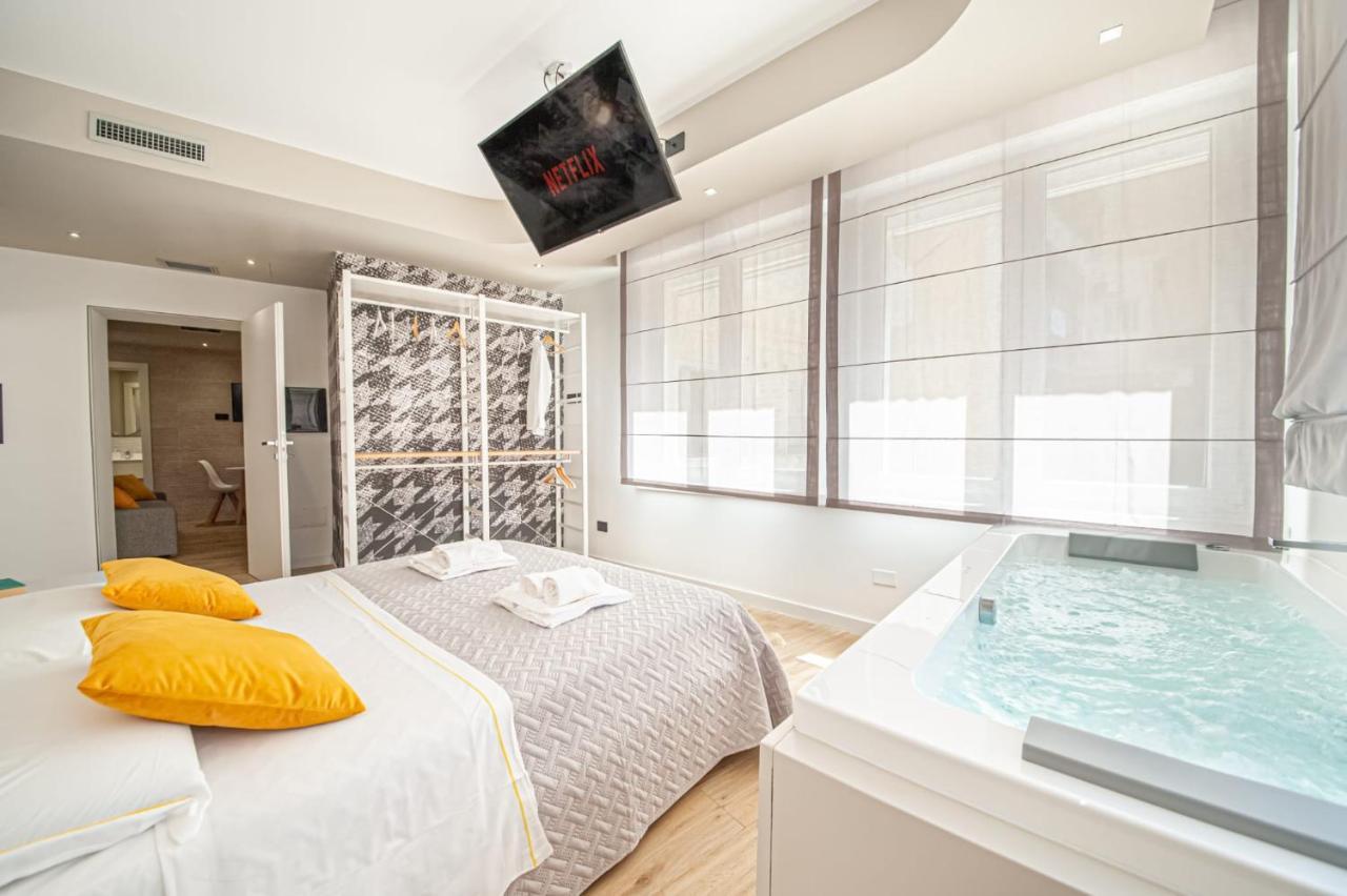 Eleonore Elegant Rooms Cagliari Exteriör bild
